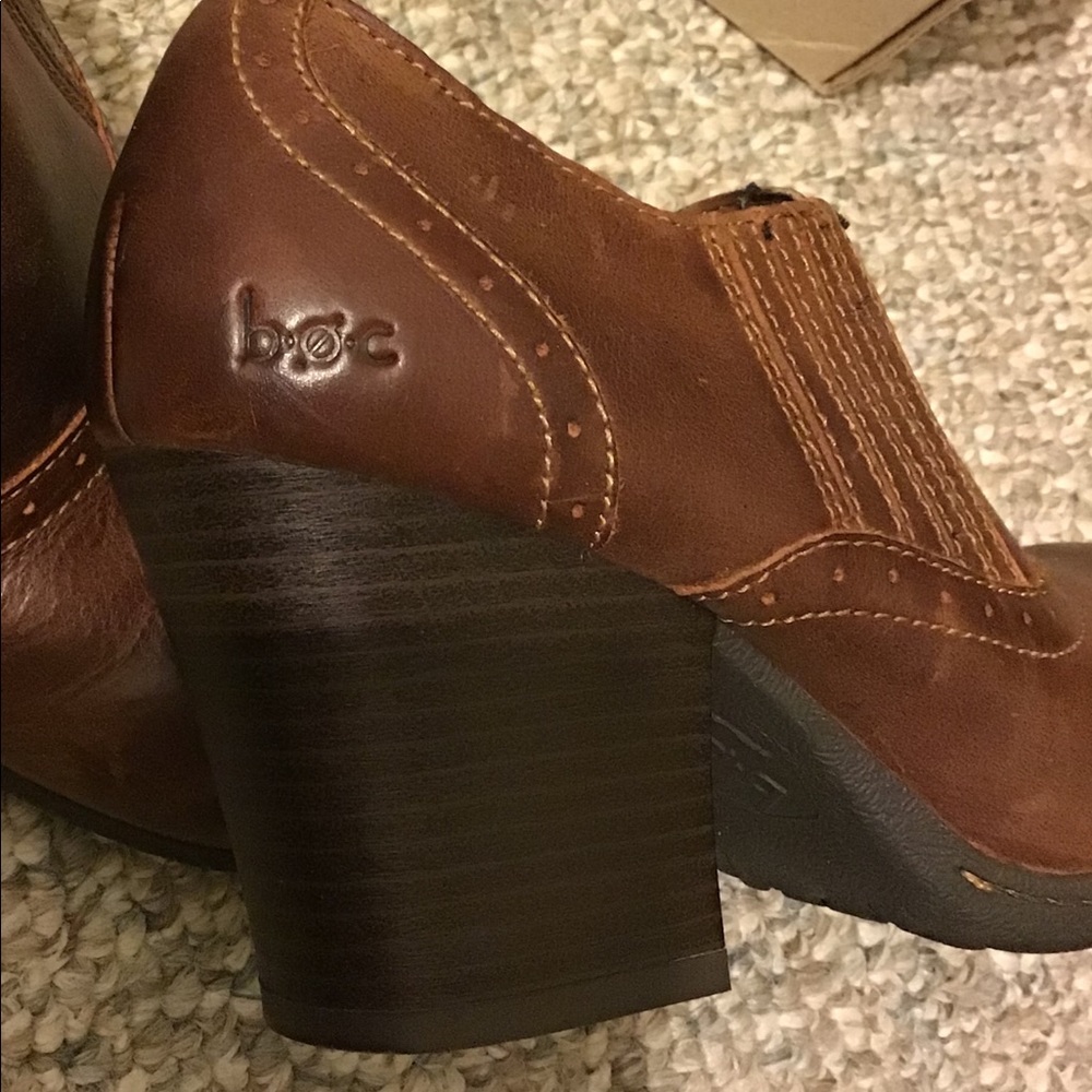 Shoes - Picture 3 of 3